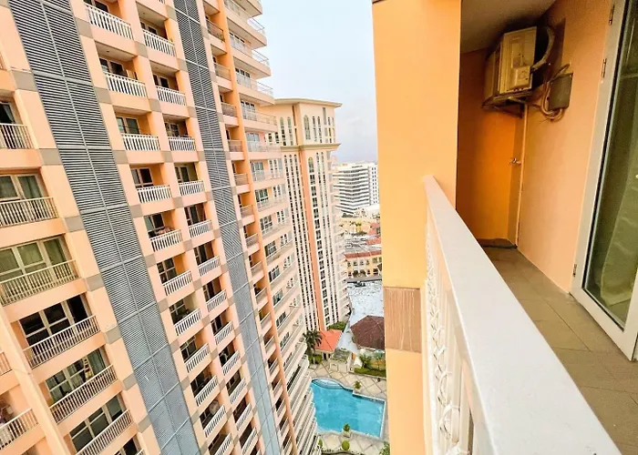 Luxurious Beside Venice Mall #vlrtd20e Manila